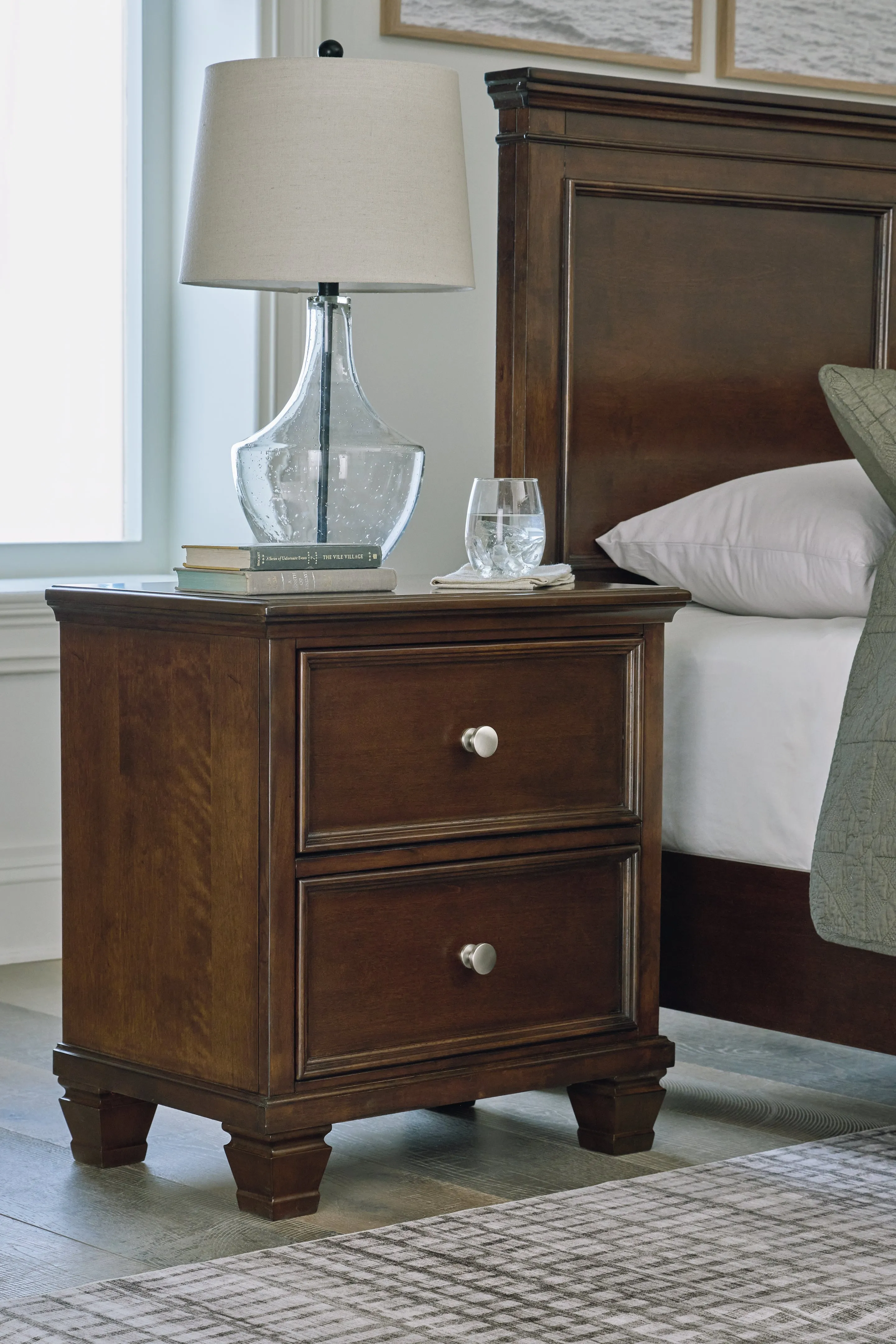 Danabrin Queen Panel Bed with Mirrored Dresser and Nightstand in Brown