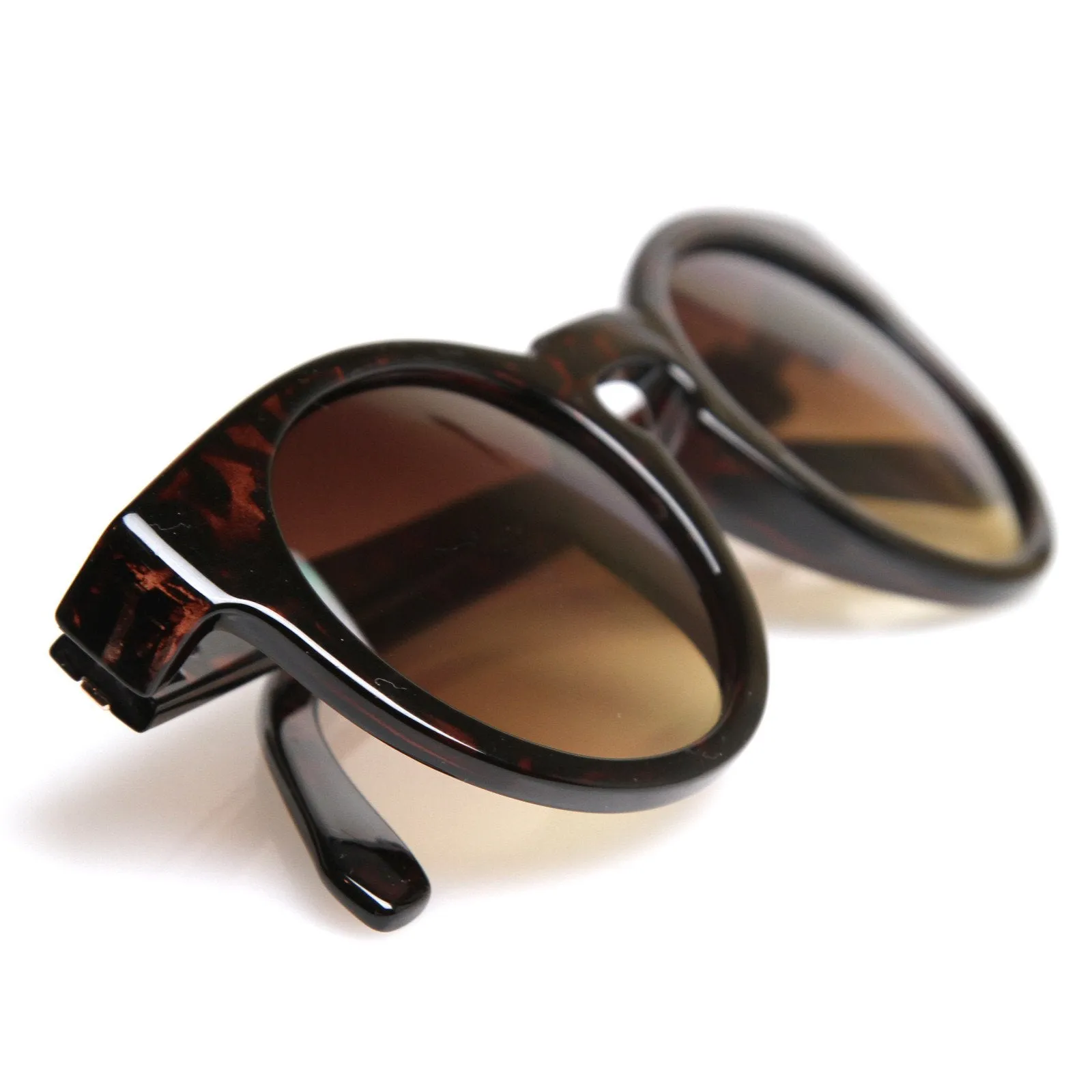 Designer Fashion Inspired Large Womens Sunglasses 8446