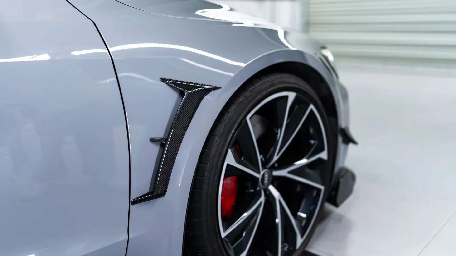 Karbel Carbon Fiber Front Fender Trim for Audi RS6 RS7 C8 2020-ON