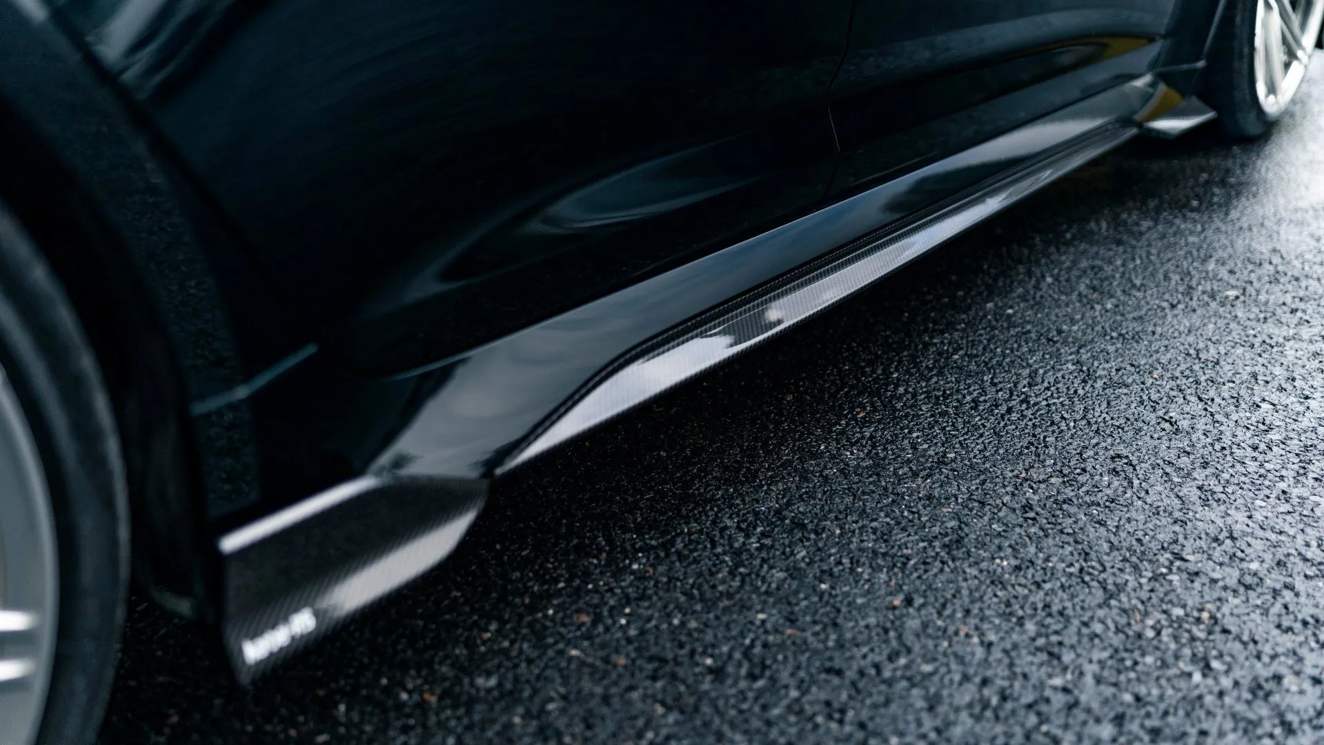 Karbel Carbon Fiber Side Skirts for Audi RS7 RS6 C8 2020-ON