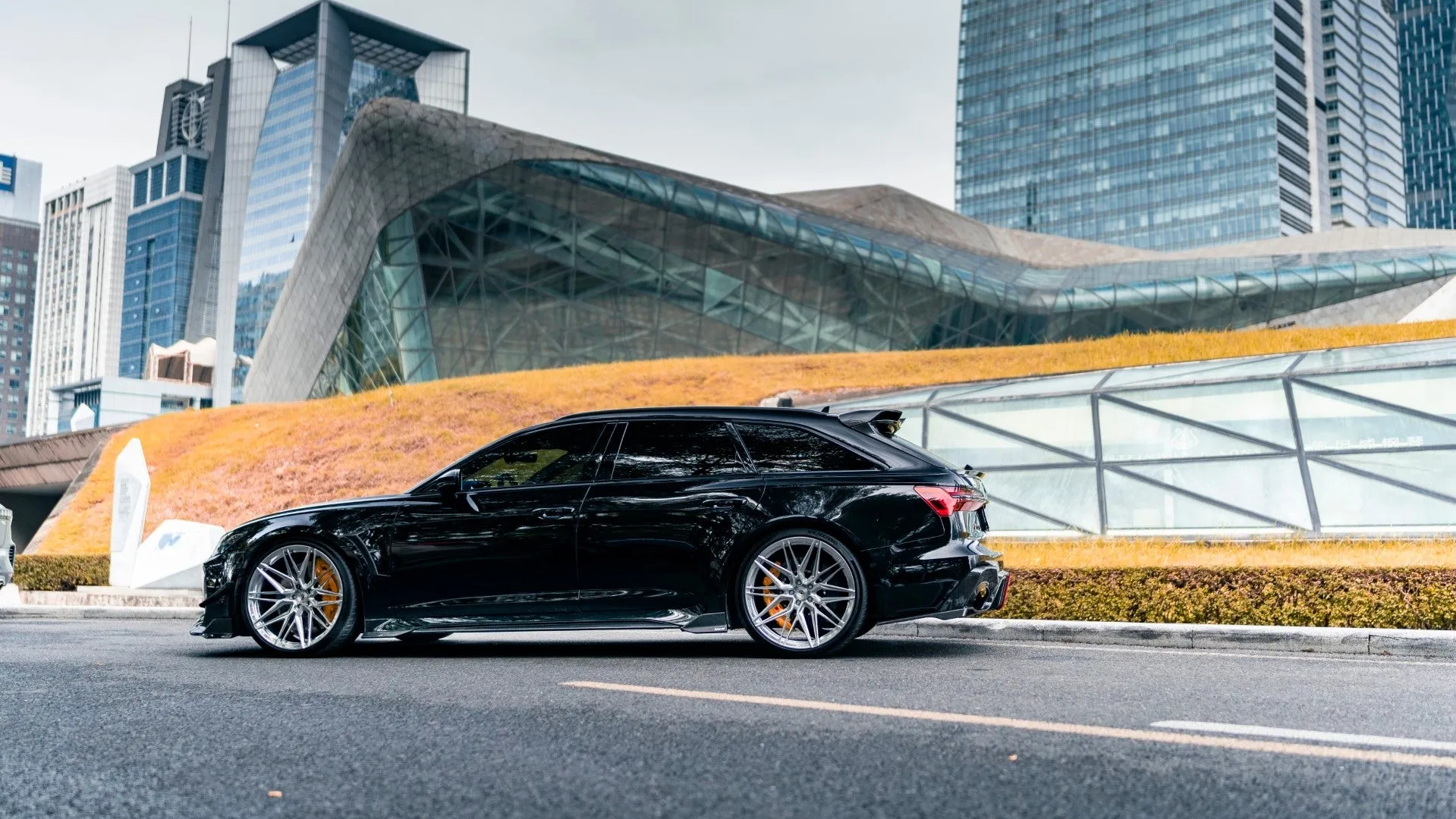 Karbel Carbon Fiber Side Skirts for Audi RS7 RS6 C8 2020-ON