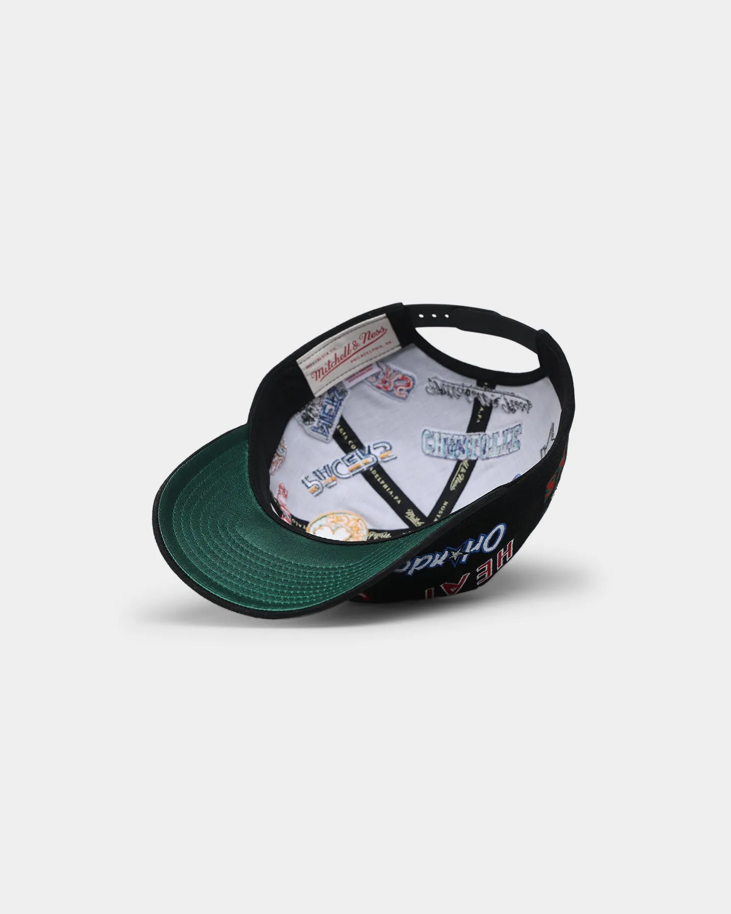 Mitchell & Ness All Over East Deadstock Snapback Black