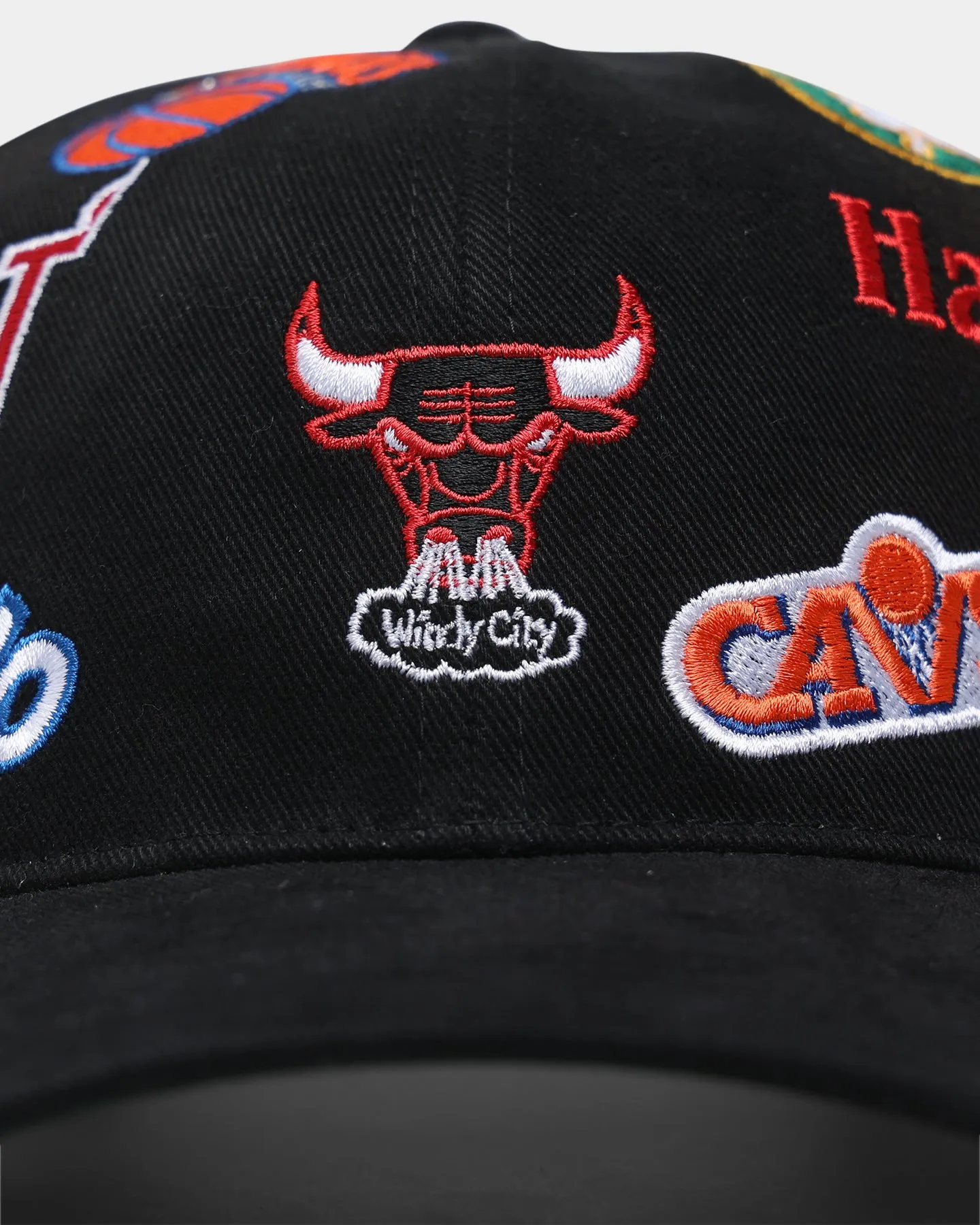 Mitchell & Ness All Over East Deadstock Snapback Black